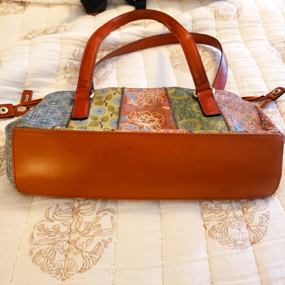 EUC set of Vintage Fossil leather patchwork shoulder bag and wallet - Picture 9 of 16